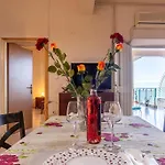 Makarounis Thea 3* Petalídhion