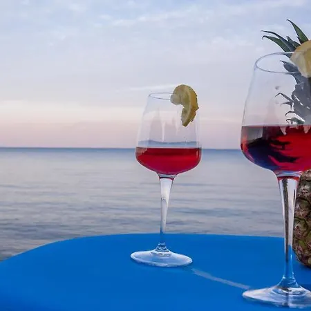 Gasthof Makarounis Thea 3*