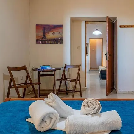 Makarounis Thea Guest house Petalidi