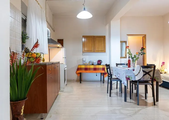 Makarounis Thea 3* Petalídhion